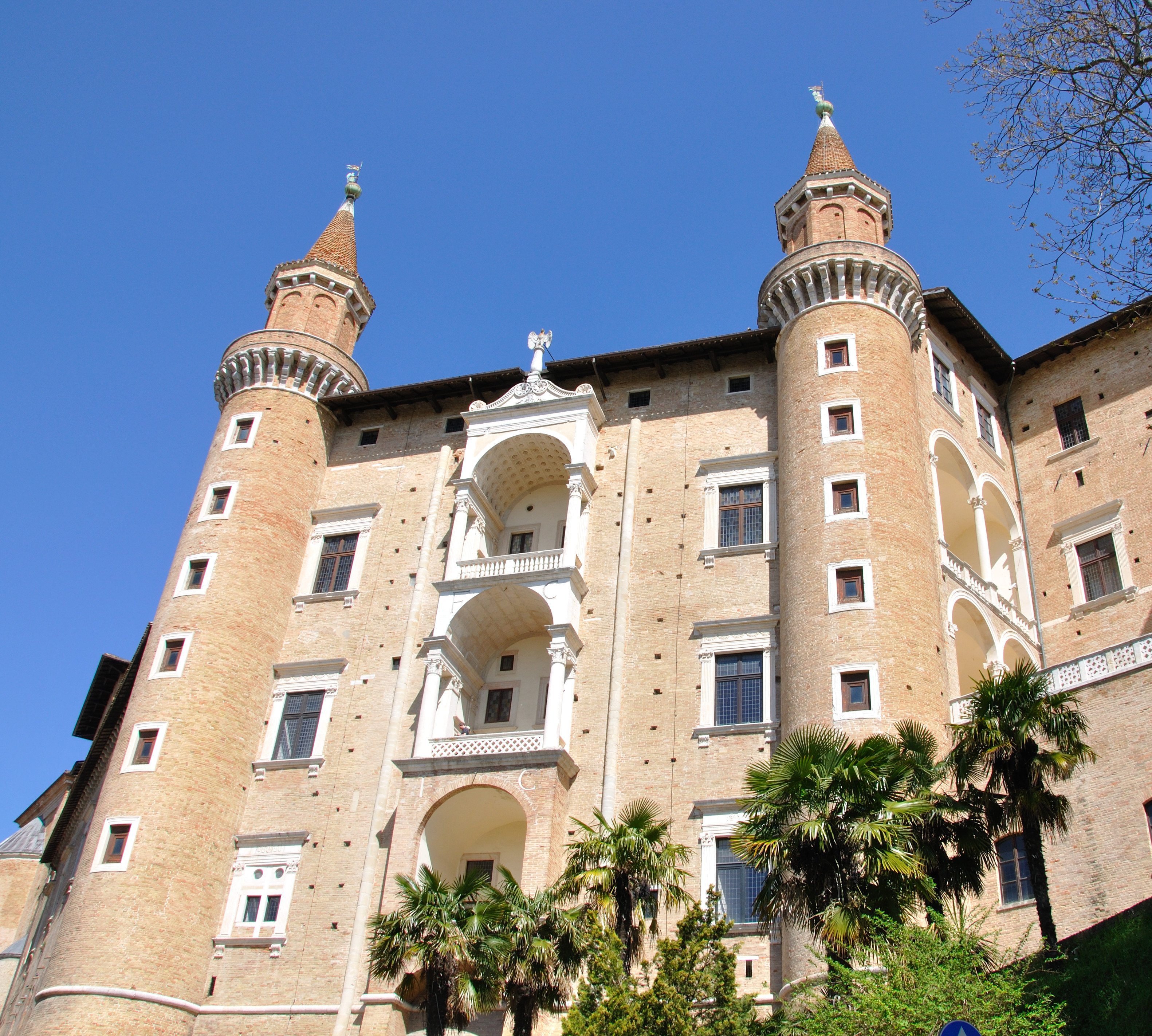 urbino palazzo_ducale pesarourbino.com