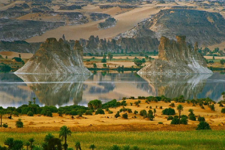 OuniangaSerir Sahara's lake