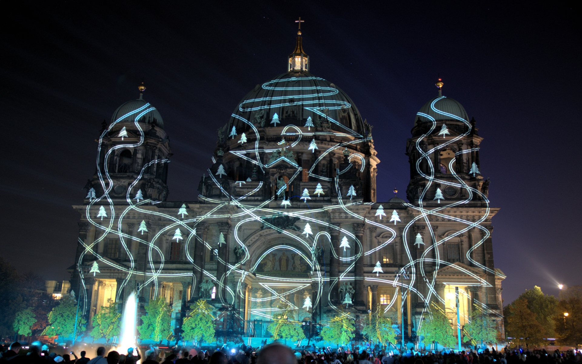 The Berlin Festival of Lights event The Golden Scope
